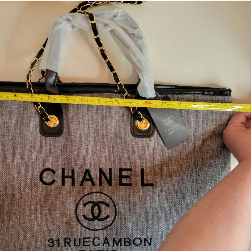 CHANEL Deauville Two-Way Tote Bag, GWP, New! - Picture 6 of 9